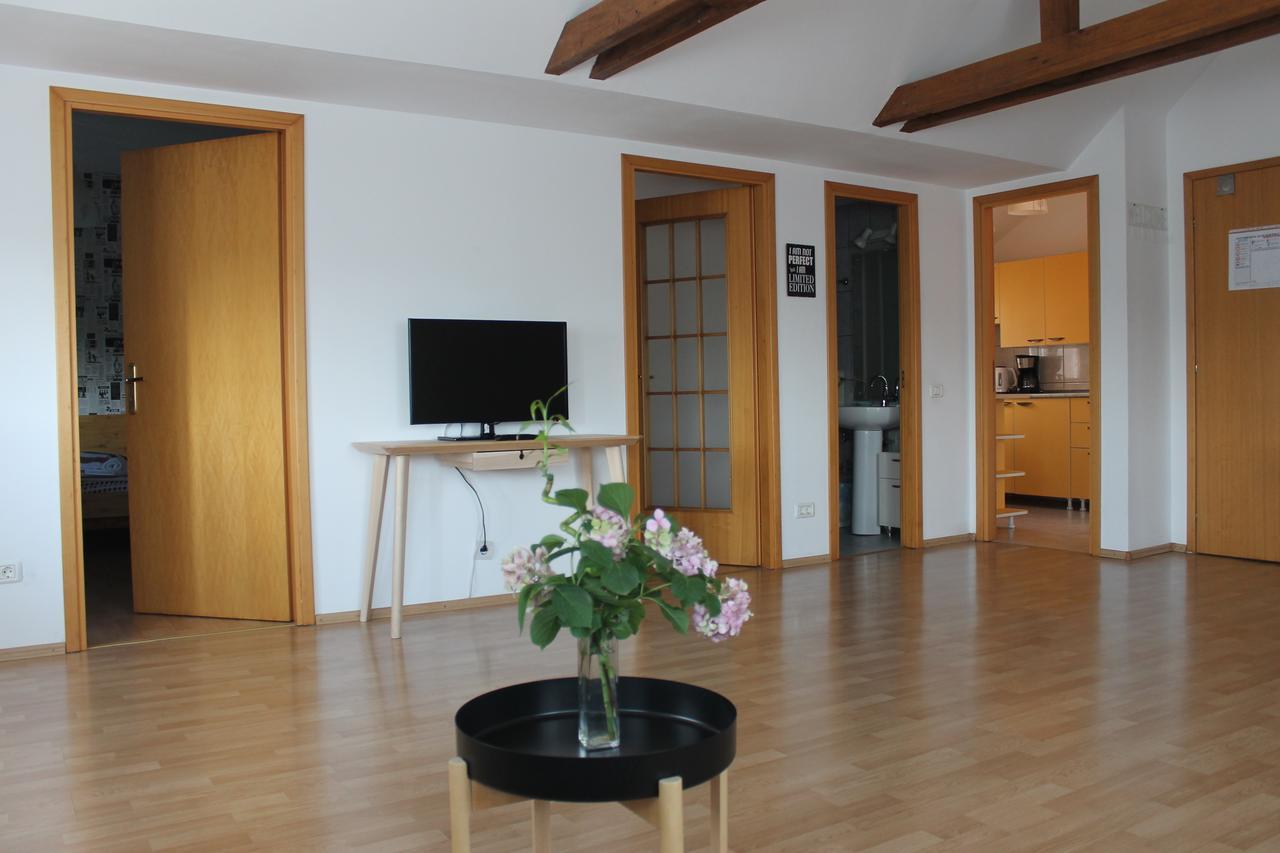Apartment News Bukarest